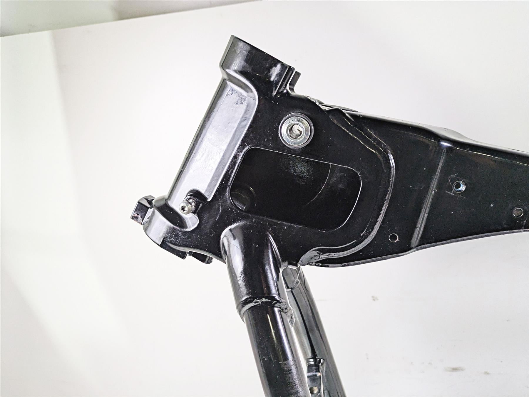 2018 Harley FXBR Softail Breakout Straight Main Frame Chassis - EXPORT 47000127 {{ shop.shopifyCountryName }} - Mototech271