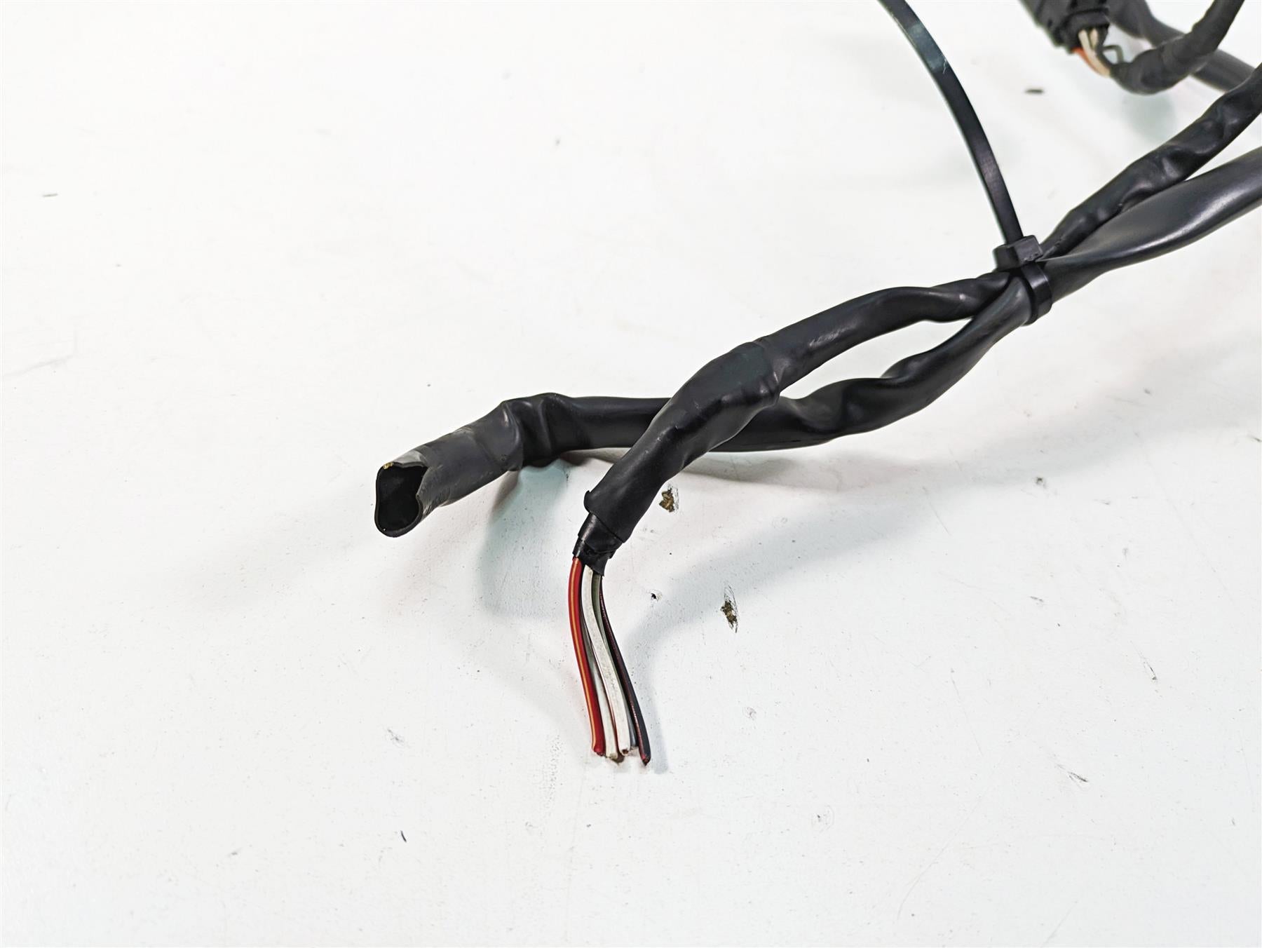 2009 Harley Softail FLSTSB Cross Bones Right Hand Start Control Switch 71684-06 {{ shop.shopifyCountryName }} - Mototech271