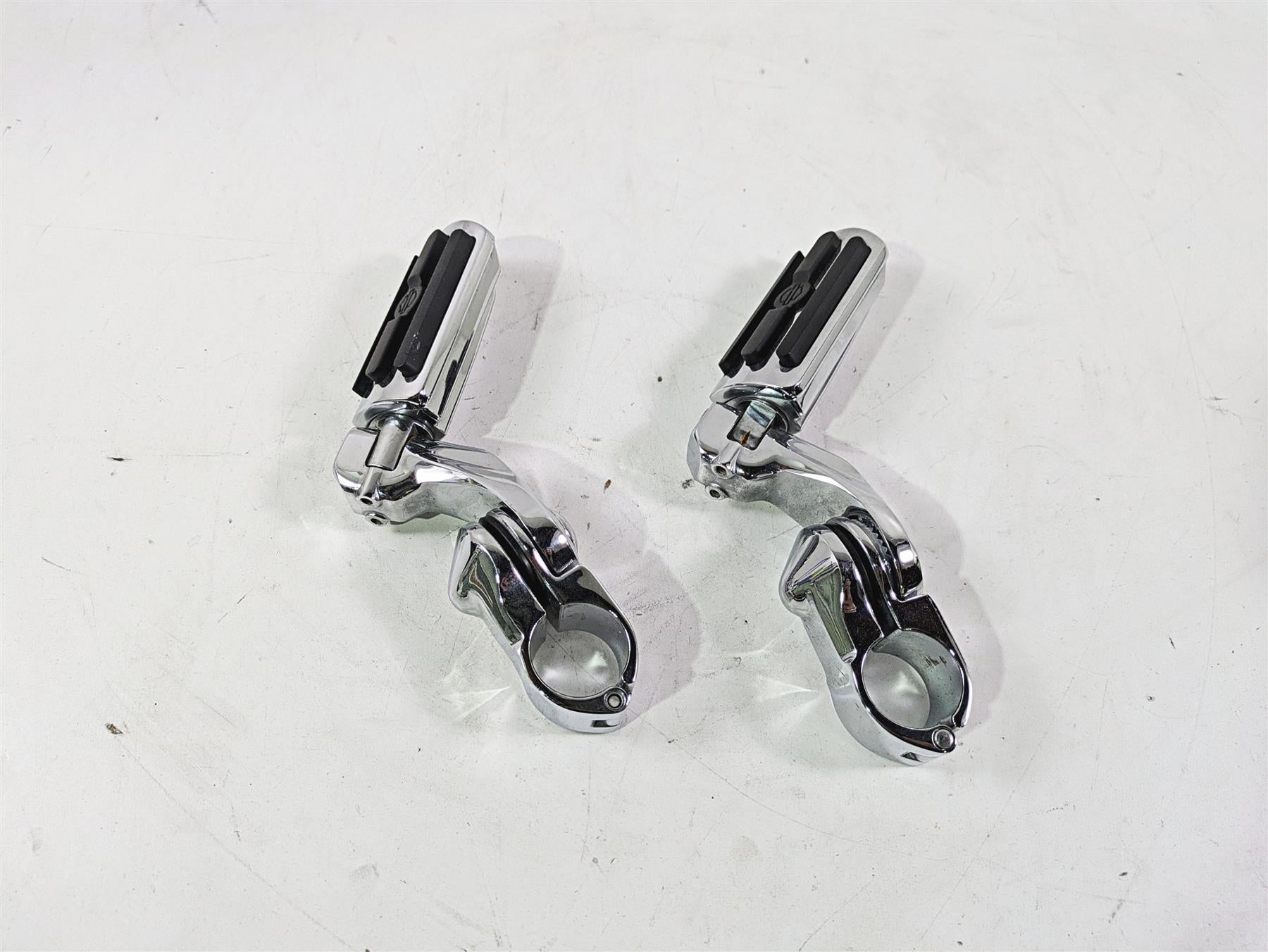 2011 Harley Touring FLHTCUSE CVO E-Glide Chrome Highway Foot Peg Rest Set {{ shop.shopifyCountryName }} - Mototech271