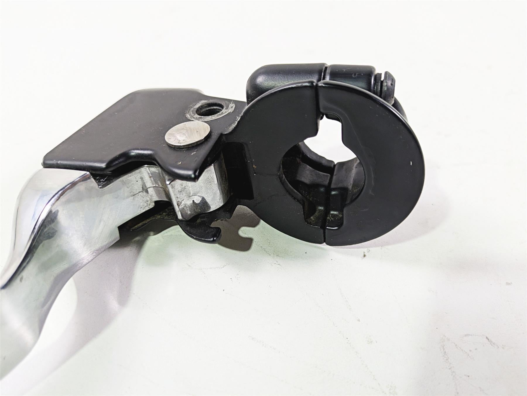 2017 Harley Softail Heritage Classic FLSTC Clutch Perch & Lever 38700-08A {{ shop.shopifyCountryName }} - Mototech271