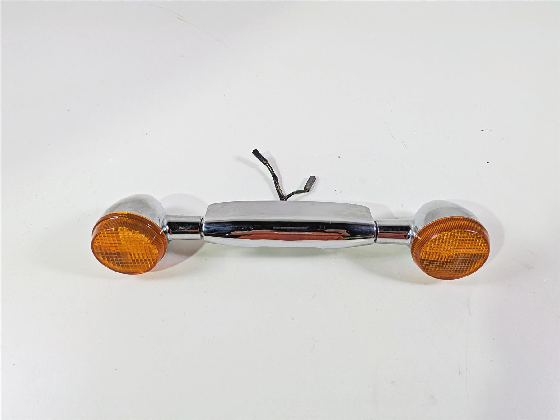 2008 Kawasaki VN1600 Vulcan Nomad Rear Blinker & Mount Bracket Set 23051-0002