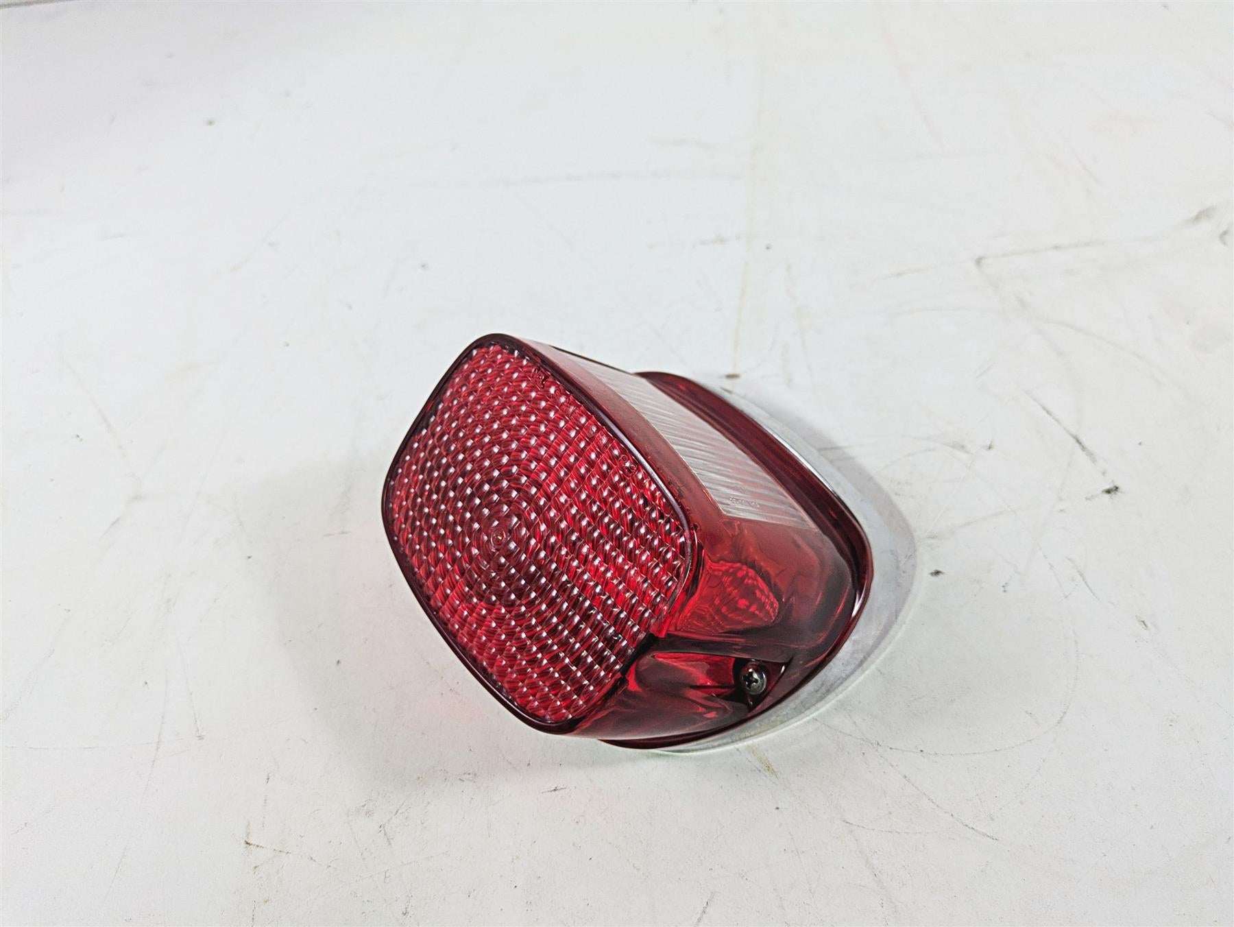 1996 Harley Touring FLHTCUI Electra Glide Taillight Tail Light - Read 68033-90 {{ shop.shopifyCountryName }} - Mototech271