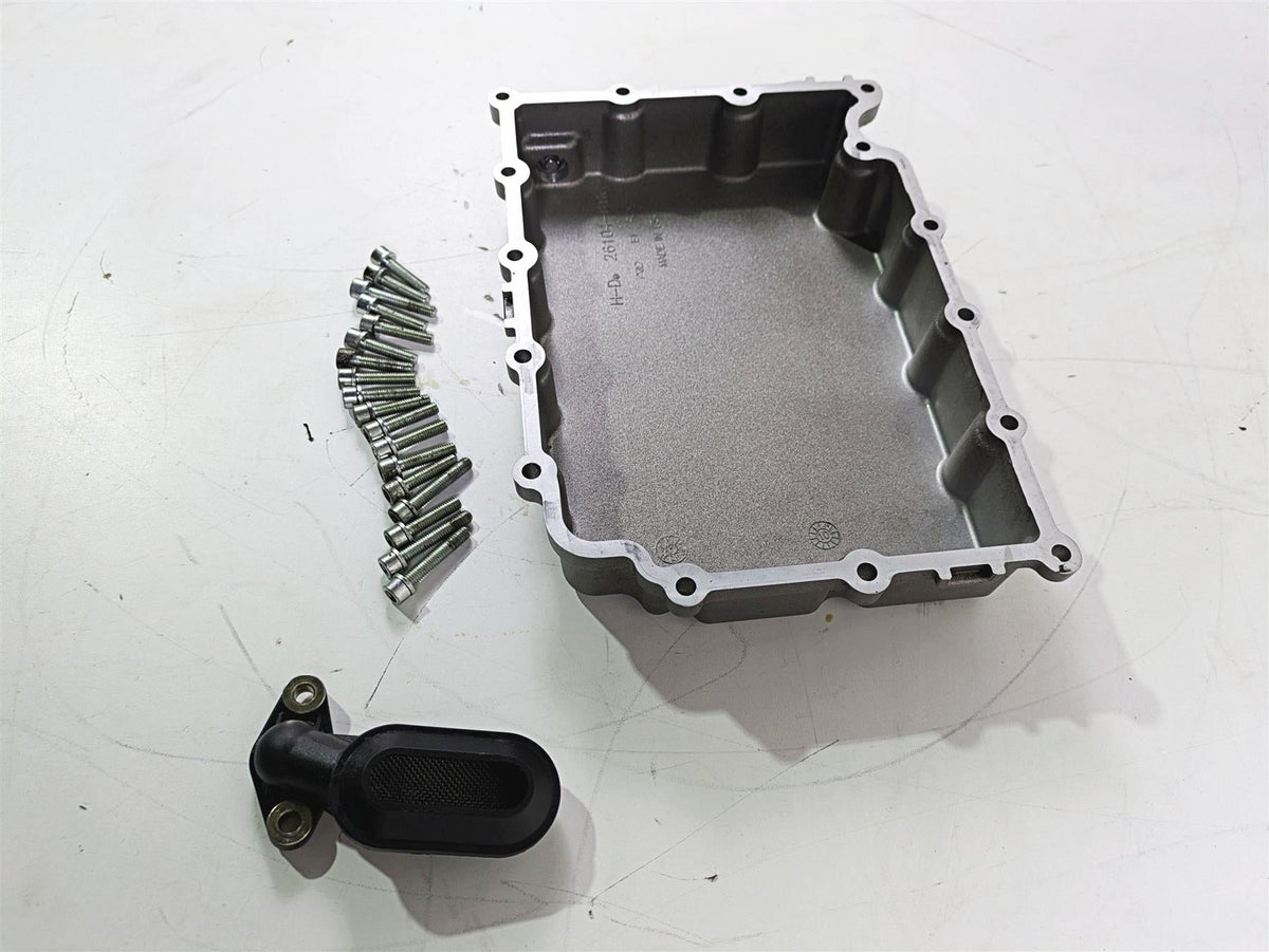 2010 Harley VRSCF Muscle Rod Oil Pan Engine Bottom Cover 26104-01K {{ shop.shopifyCountryName }} - Mototech271