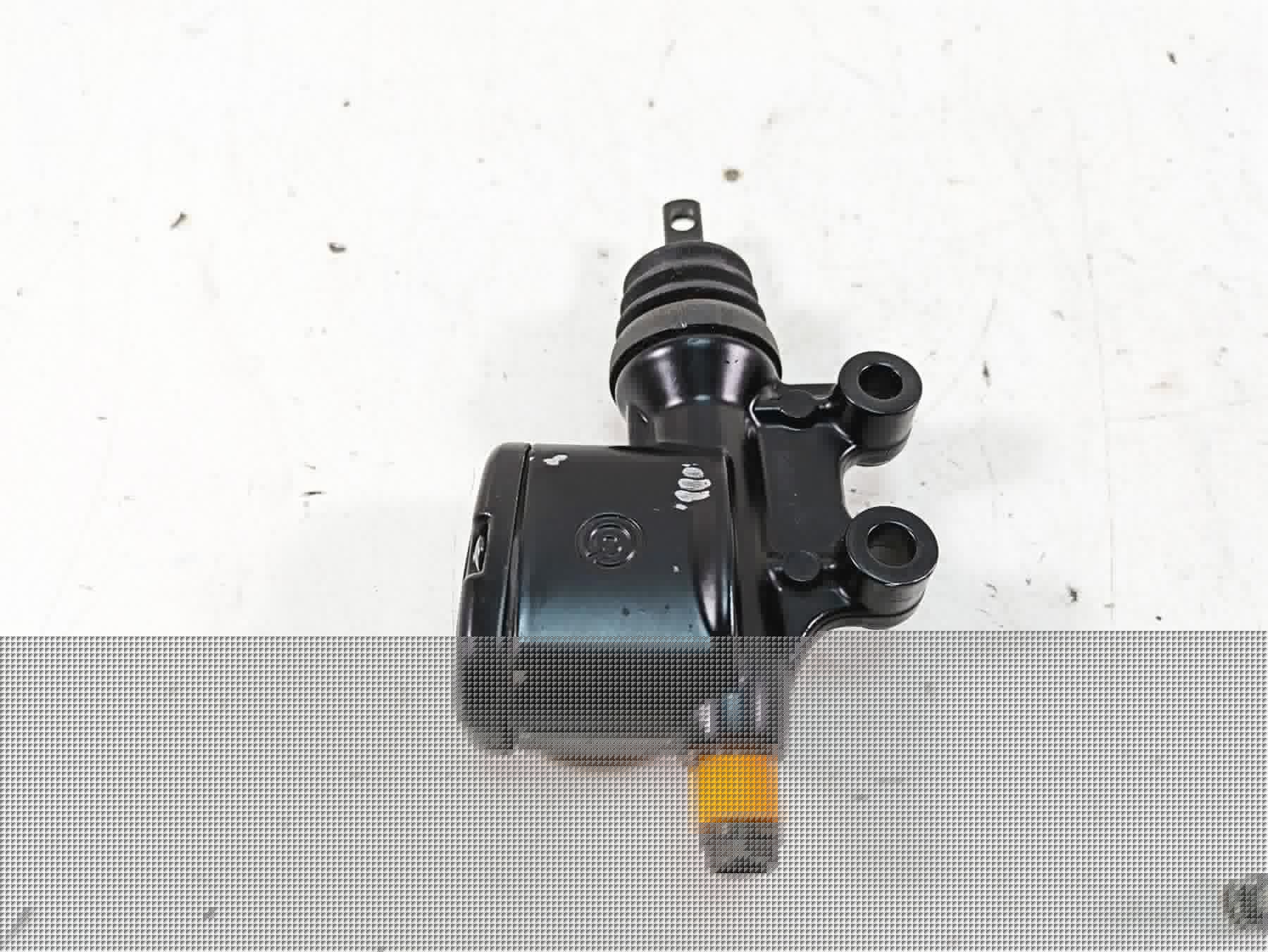 2008 Harley FLHTCU Electra Glide Brembo Rear Brake Master Cylinder 41763-08C {{ shop.shopifyCountryName }} - Mototech271