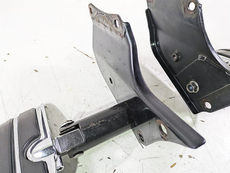 2002 Honda GL1500 CD Valkyrie Deluxe Rear Passenger Footpeg Set 50815-MZ0-000 {{ shop.shopifyCountryName }} - Mototech271