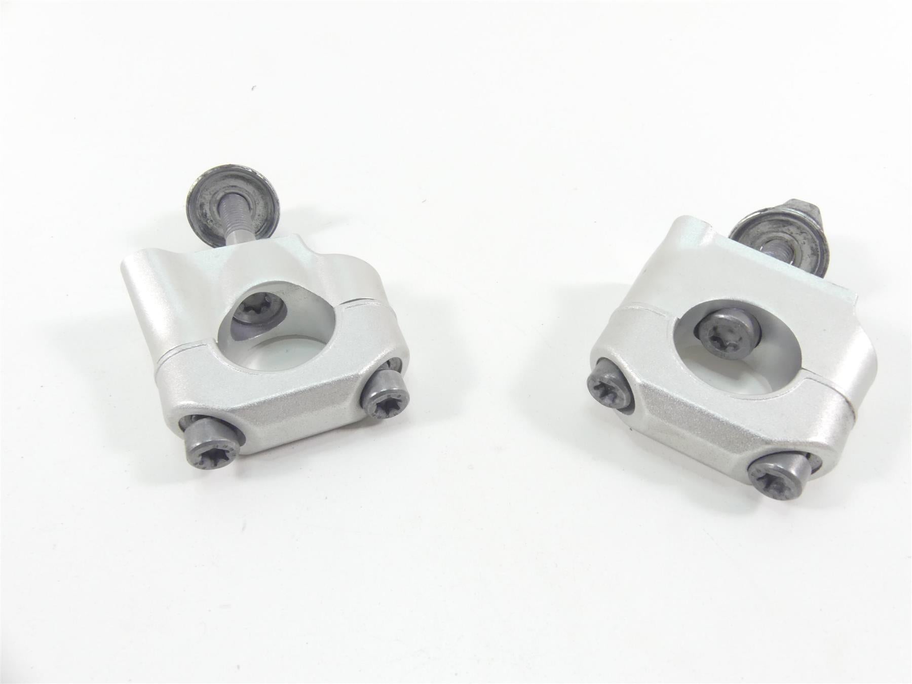 2016 BMW S1000XR K49 Handlebar Risers Holder Set 31428554471 31428554472 {{ shop.shopifyCountryName }} - Mototech271