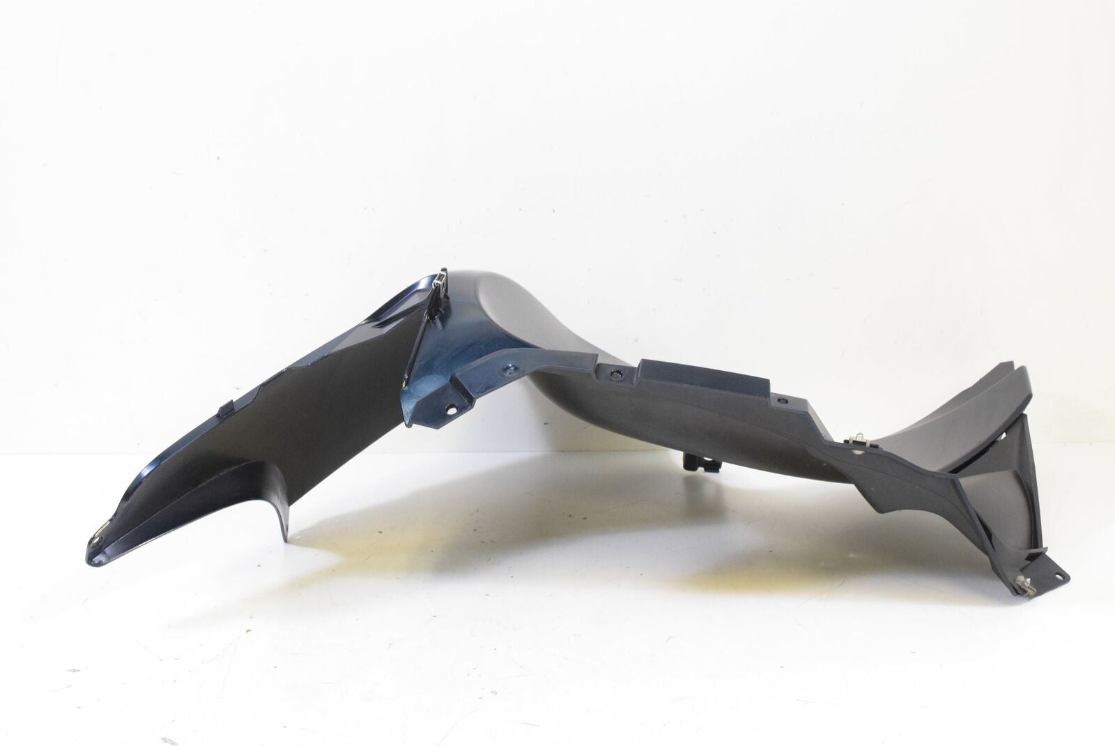 2013 BMW R1200 RT K26 Main Left Tank Fairing Cover Midnightblue 46637681055 {{ shop.shopifyCountryName }} - Mototech271