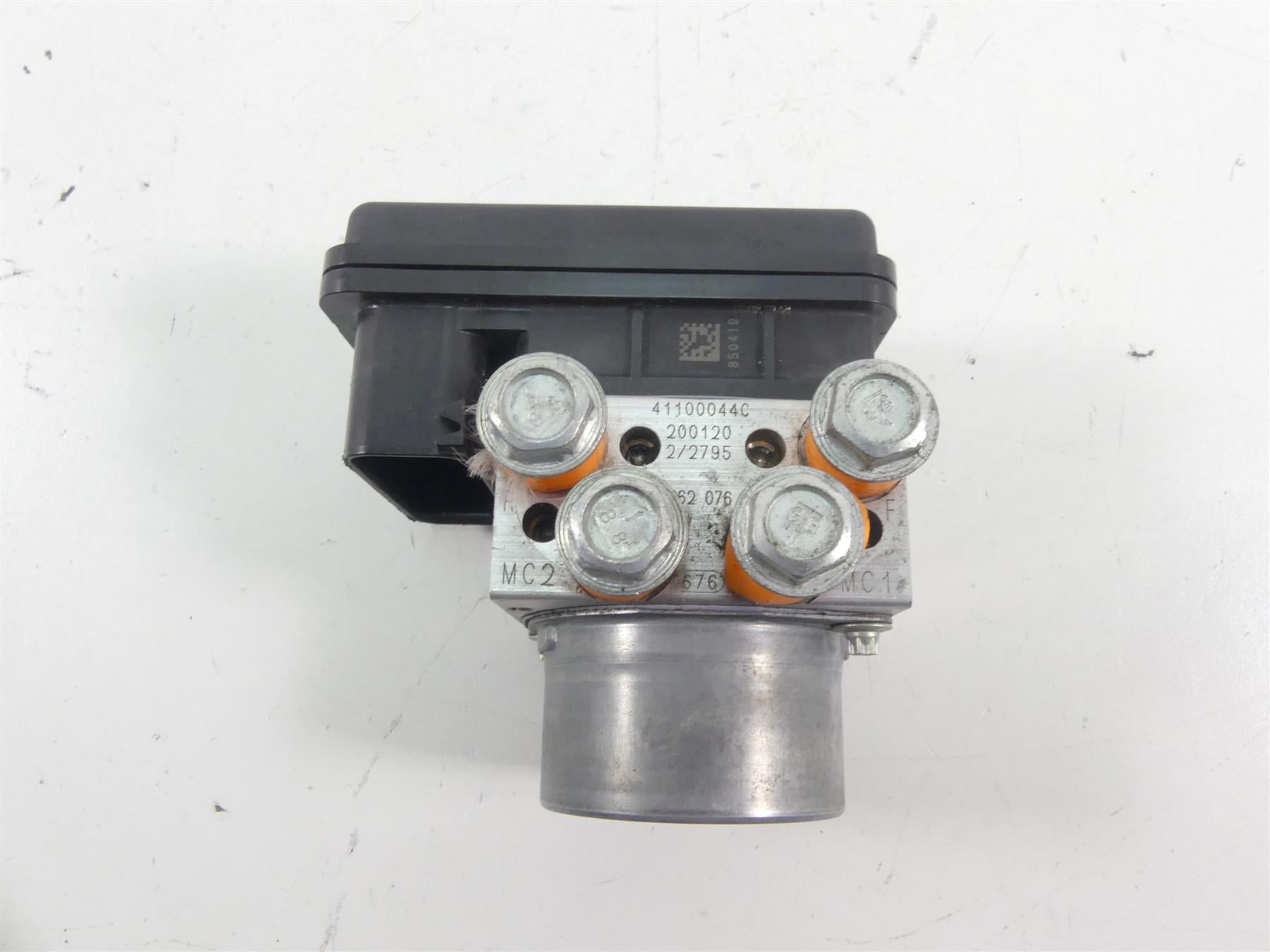 2021 Harley Softail FLSB Sport Glide Abs Brake Pump Pressure Module 41100044C {{ shop.shopifyCountryName }} - Mototech271