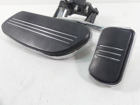 2014 Harley Touring FLHX Street Glide Right Front Floor Board & Pedal 50518-09 {{ shop.shopifyCountryName }} - Mototech271