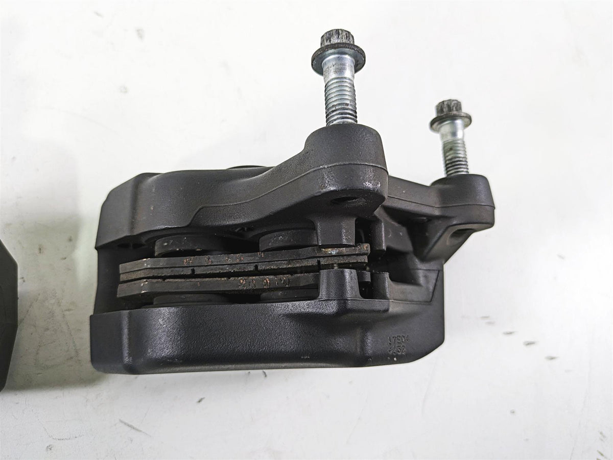 2017 Harley Touring FLTRXS Road Glide Front Brake Caliper Set 43027-08 43023-08 {{ shop.shopifyCountryName }} - Mototech271
