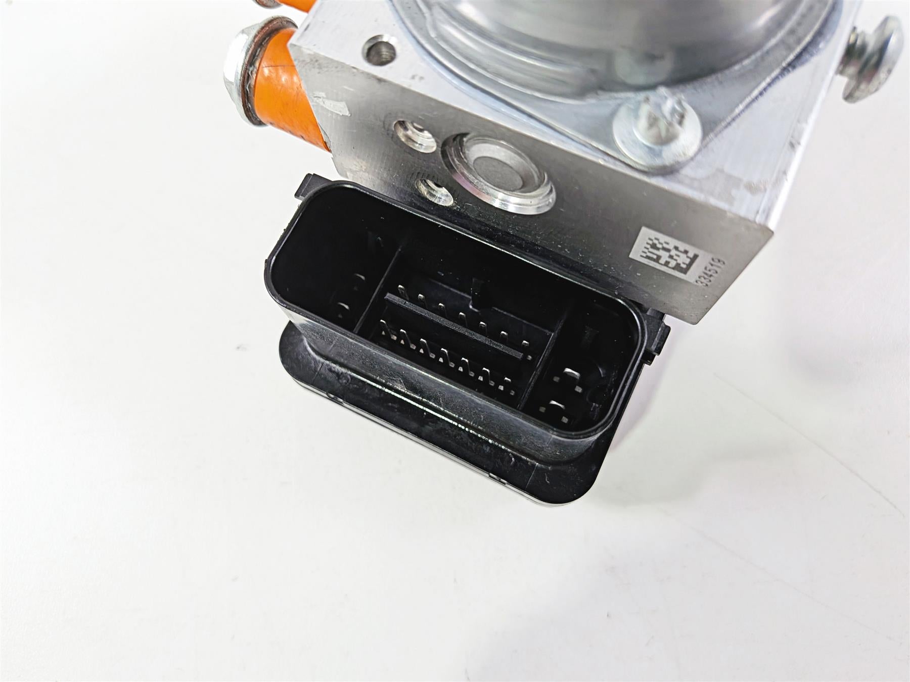 2024 Harley Softail FXLRST Low Rider Abs Brake Pump Module Unit 41100043C {{ shop.shopifyCountryName }} - Mototech271