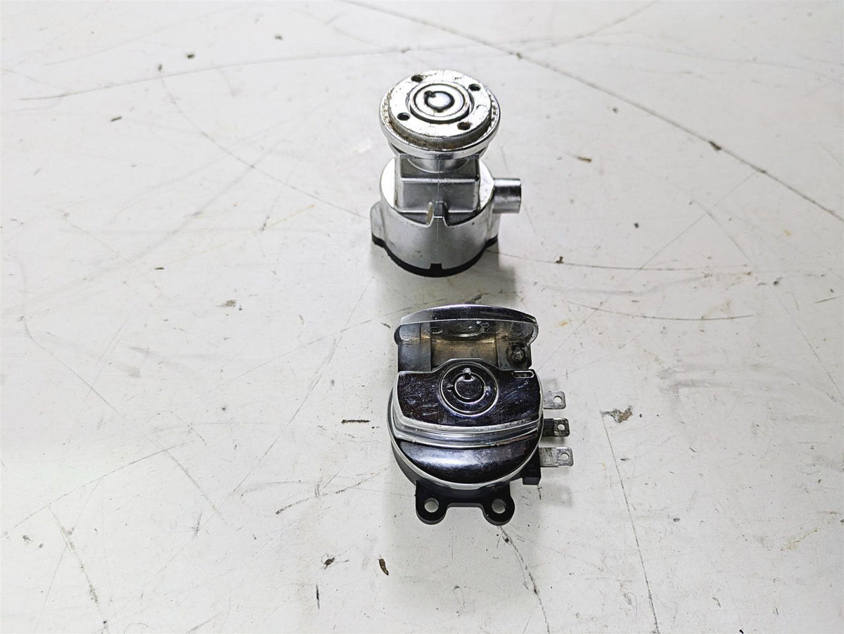 2007 Harley FXDWG Dyna Wide Glide Ignition Switch + Steering Lock -Vin 71430-06A {{ shop.shopifyCountryName }} - Mototech271