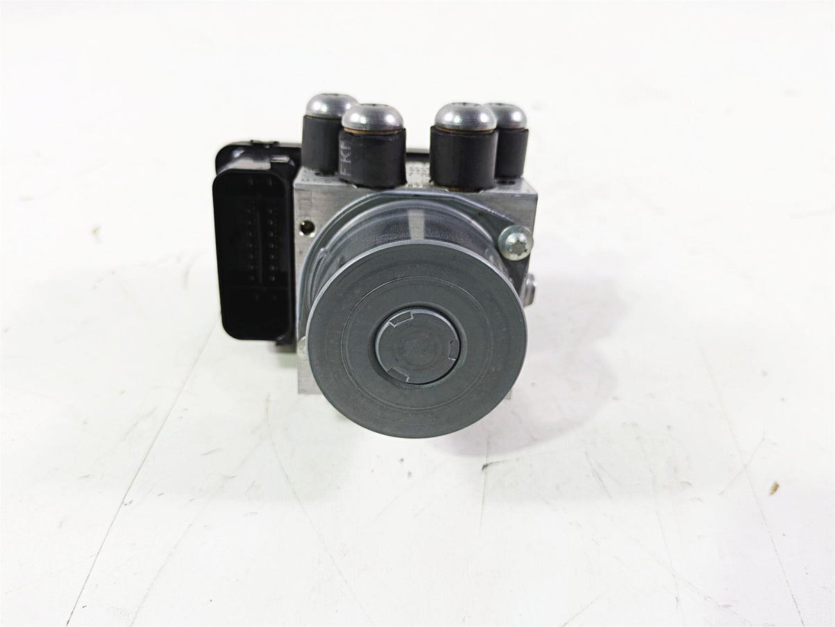 2017 BMW F800GS Adv K75 Abs Brake Pump Module 34518546851 {{ shop.shopifyCountryName }} - Mototech271
