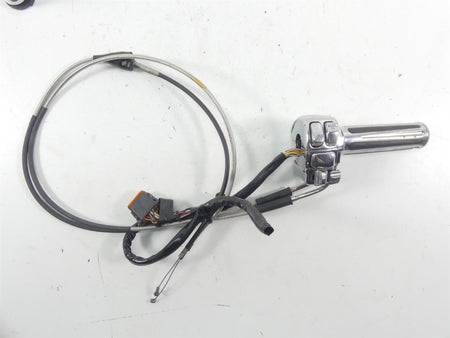 2005 Harley Touring CVO FLHTC SE Electra Glide Right Control Switch 71589-96B {{ shop.shopifyCountryName }} - Mototech271