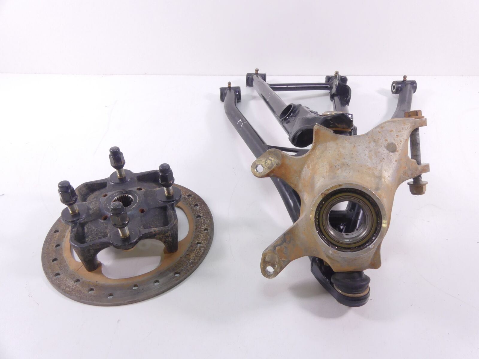 2018 Can Am Maverick X3 X DS Turbo R Front Left Control Arm Knee Assy 703501047 {{ shop.shopifyCountryName }} - Mototech271