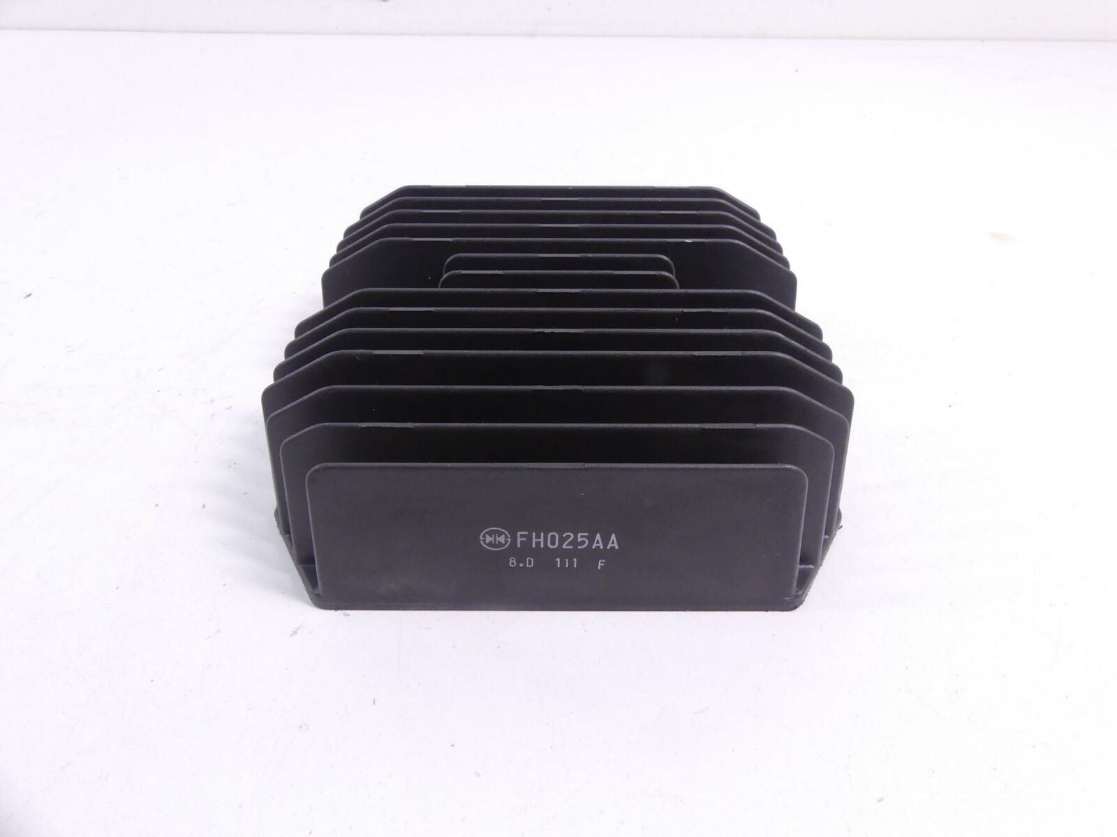 2019 Honda Talon SXS1000 S2X Rectifier Voltage Regulator 31600-HL6-A01 FH025AA {{ shop.shopifyCountryName }} - Mototech271