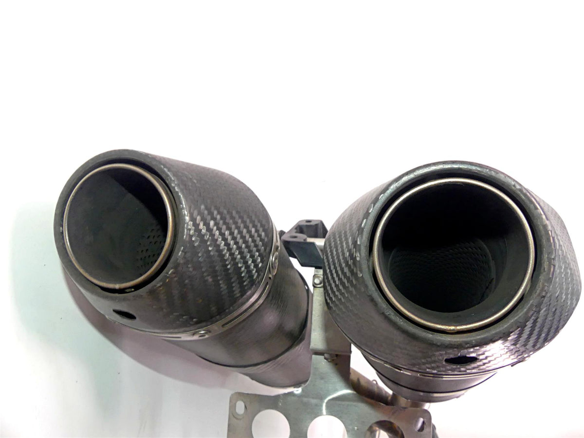 2008 Ducati 848 SBK LeoVince Header Muffler Carbon Exhaust System 307908202 {{ shop.shopifyCountryName }} - Mototech271