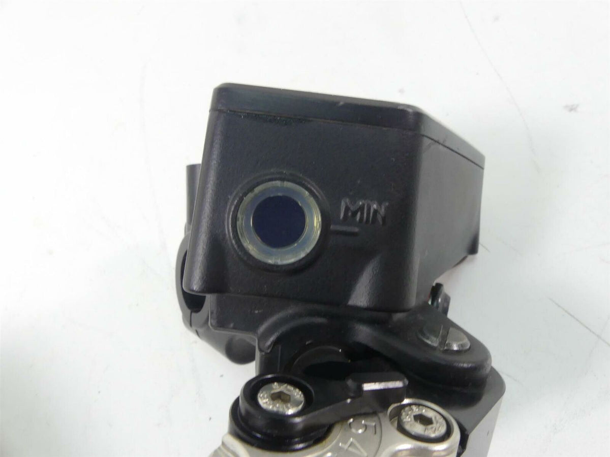 2020 Yamaha VMX17 1700 Front Brembo Brake Master Cylinder + Lever 2S3-W2587-00 {{ shop.shopifyCountryName }} - Mototech271
