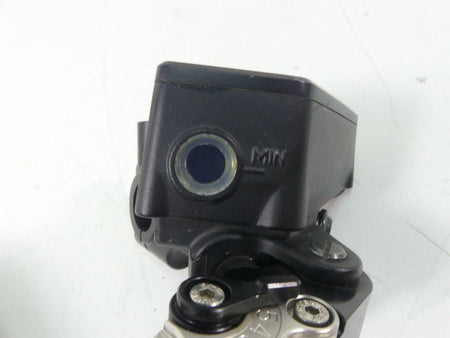2020 Yamaha VMX17 1700 Front Brembo Brake Master Cylinder + Lever 2S3-W2587-00 {{ shop.shopifyCountryName }} - Mototech271