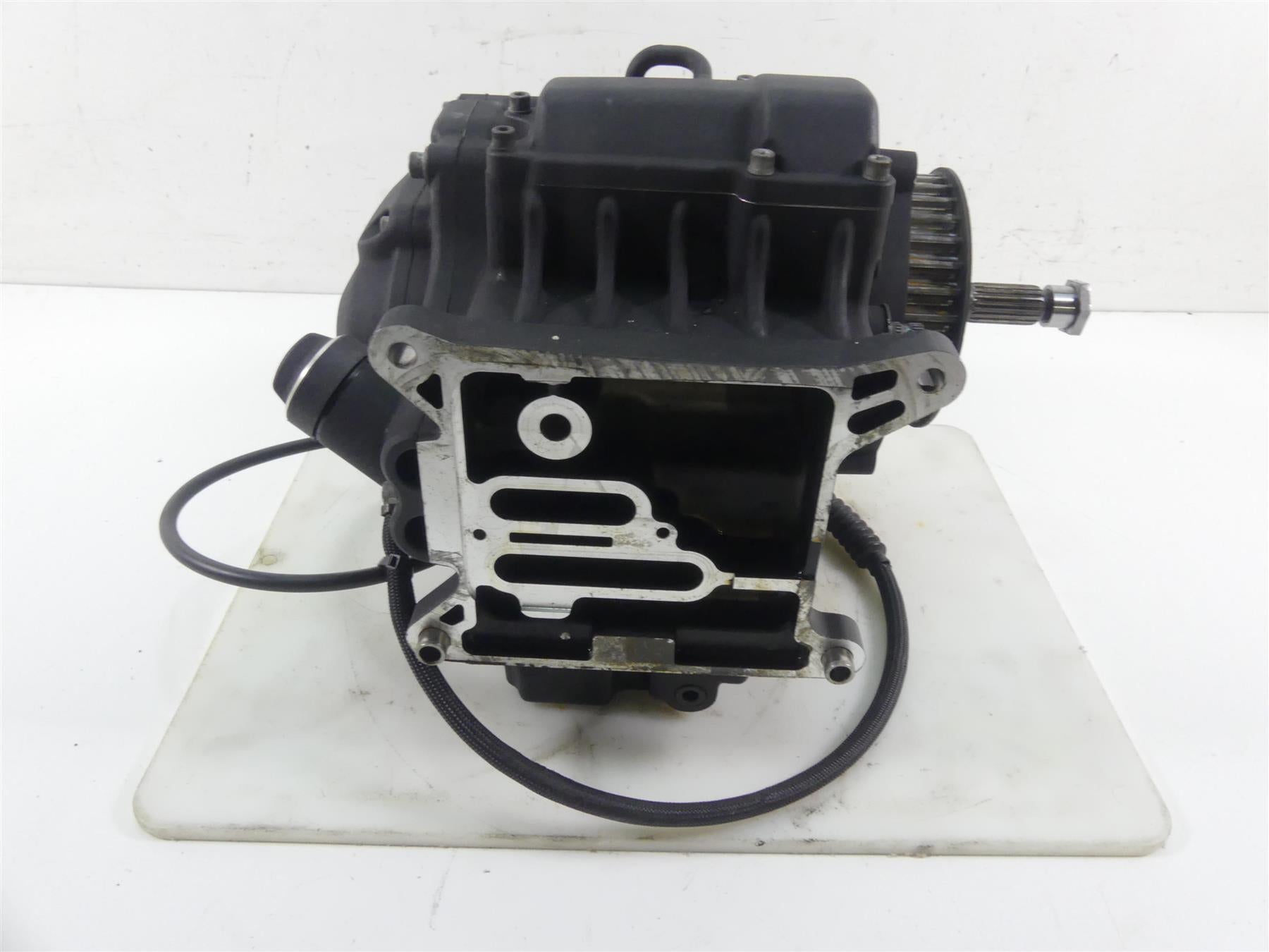 2014 Harley FXDF Dyna Fat Bob Transmission Gear Box 6 Speed - 27K 33083-10A {{ shop.shopifyCountryName }} - Mototech271