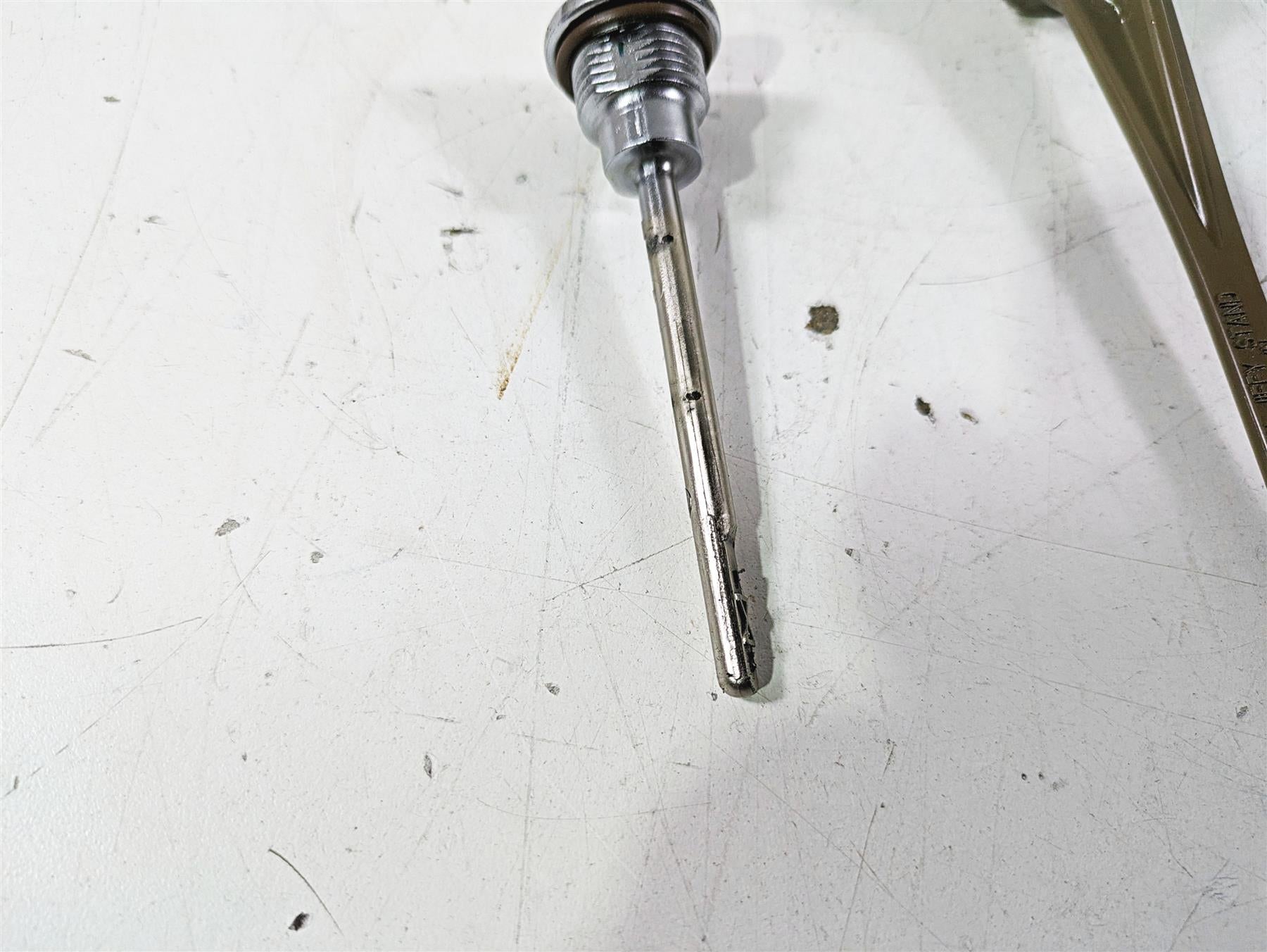 2021 Harley Softail FXBBS Street Bob Oil Dipstick Spout Set 62800062 {{ shop.shopifyCountryName }} - Mototech271