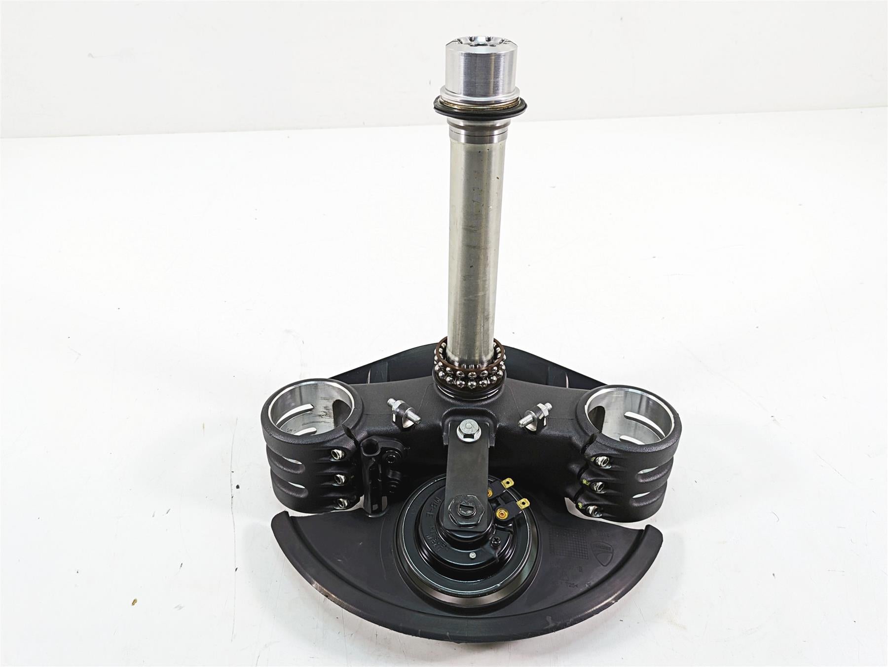 2016 Ducati Panigale 1299 S Lower Triple Tree 58mm Clamp Ohlins 34220681AA {{ shop.shopifyCountryName }} - Mototech271