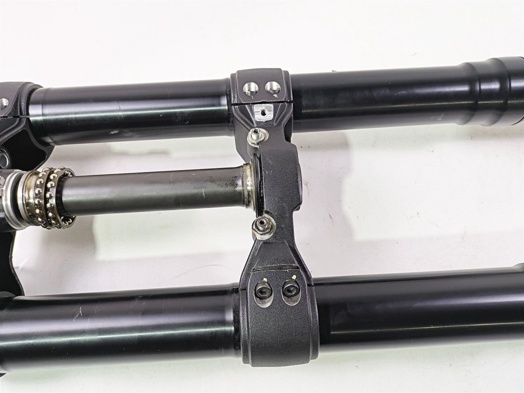 2013 Ducati Hypermotard 821 SP Straight Front Forks Triple Tree Set 34420531C {{ shop.shopifyCountryName }} - Mototech271