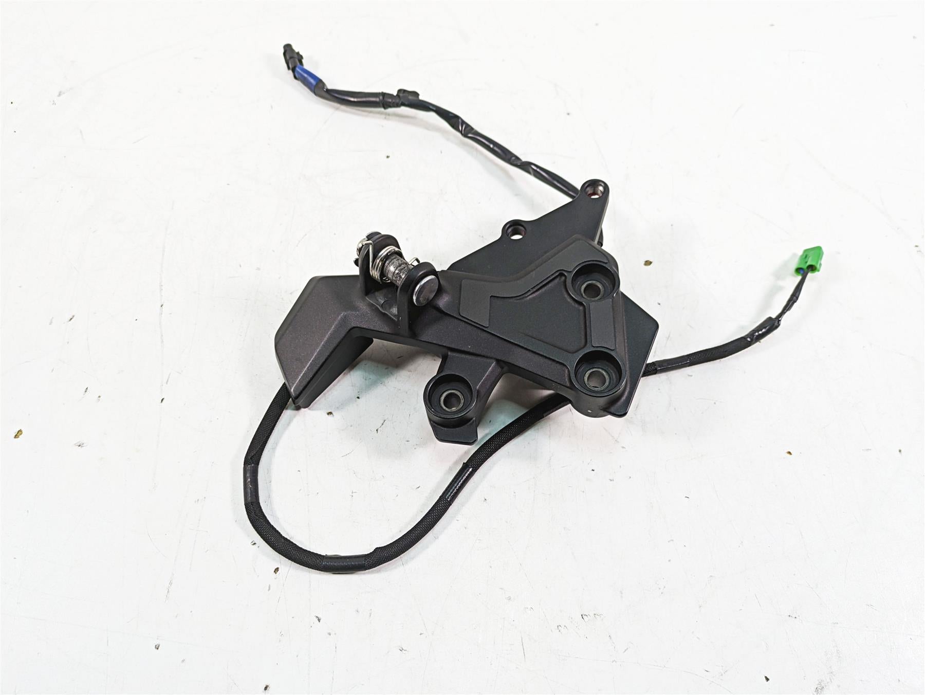 2018 Kawasaki ZX1002 Ninja H2 SX Right Front Footpeg Mount 35063-1419-46R {{ shop.shopifyCountryName }} - Mototech271