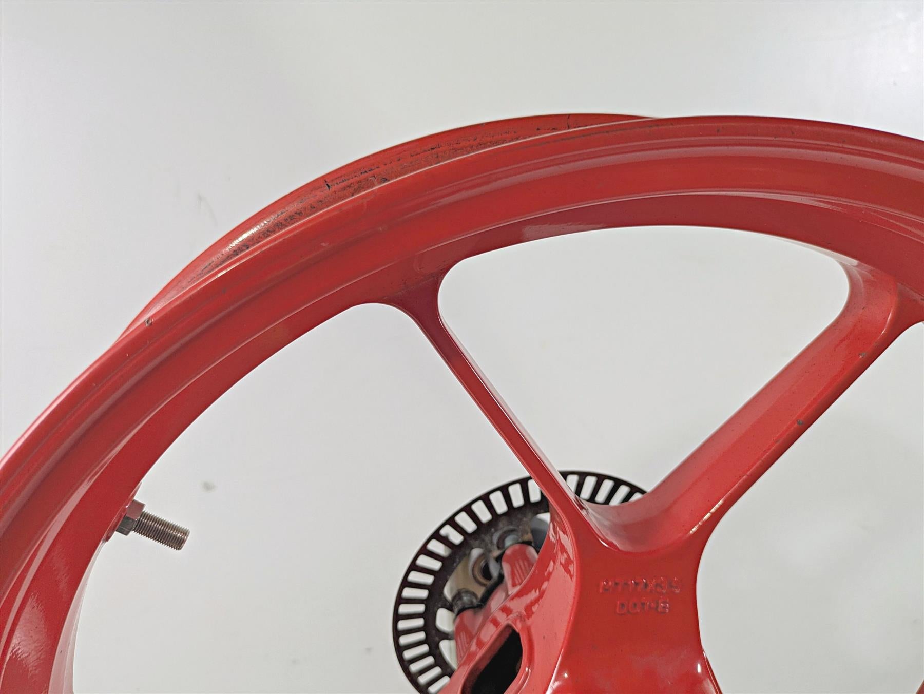 2017 Aprilia RSV 1100 Tuono V4 Factory Straight 17x3.5 Front Wheel Rim 2B002105 {{ shop.shopifyCountryName }} - Mototech271