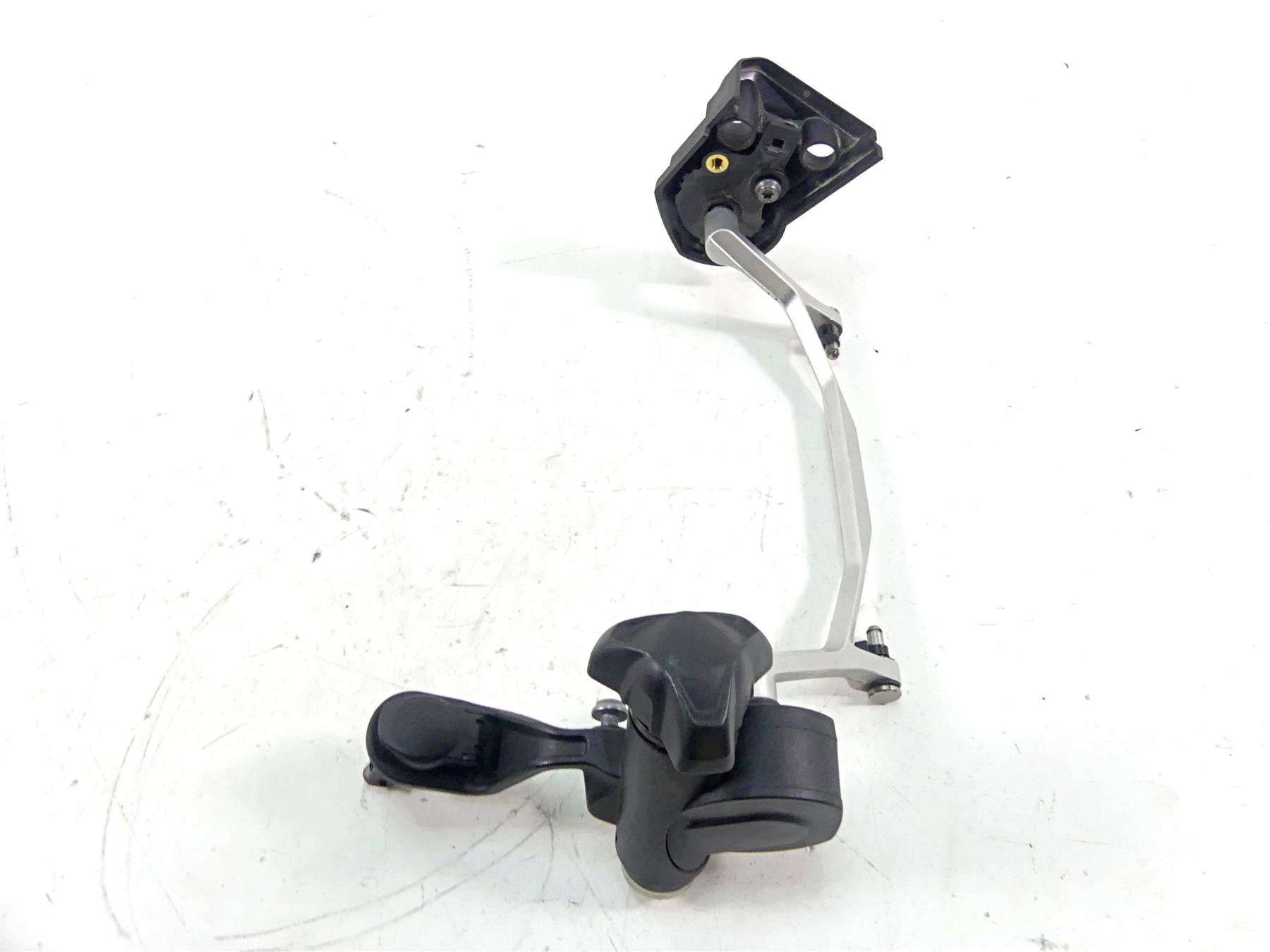 2015 BMW R1200GS GSW K50 Windshield Adjuster Wheel + Shaft 46638536083 {{ shop.shopifyCountryName }} - Mototech271