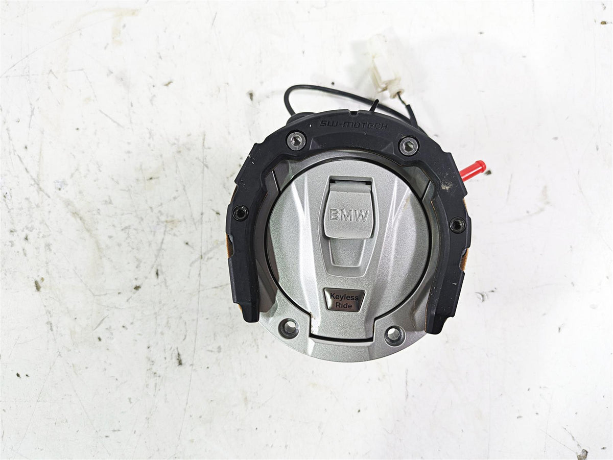 2022 BMW R1250 RT K052 Keyless Fuel Gas Petrol Lid Cap 16118552106 {{ shop.shopifyCountryName }} - Mototech271
