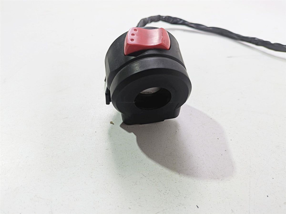 2006 Suzuki GSXR1000 K6 Right Hand Start Stop Control Switch 37200-41G80 {{ shop.shopifyCountryName }} - Mototech271