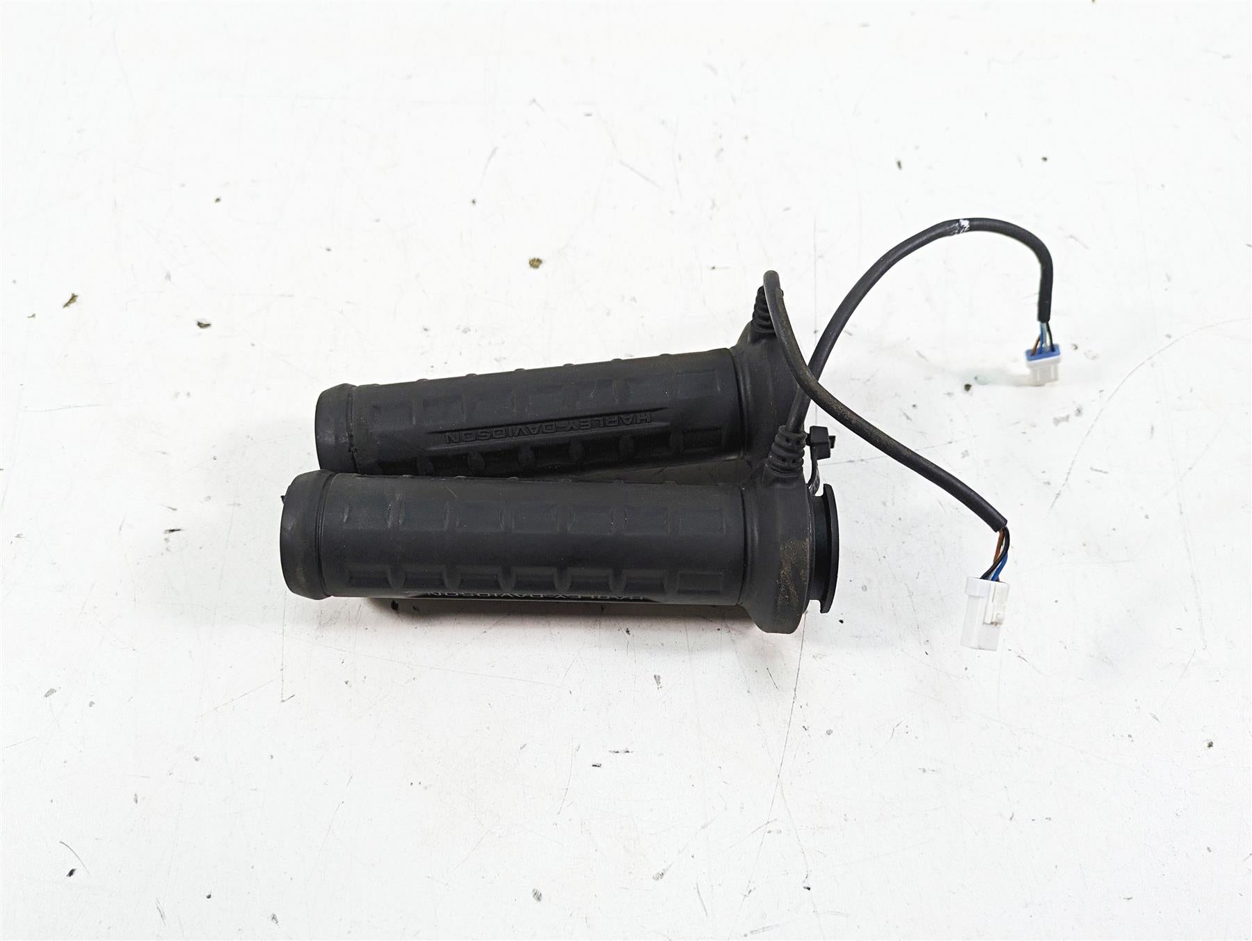 2022 Harley RA1250 S Pan America Left Right Heated Grip Set 56100376 56100377 {{ shop.shopifyCountryName }} - Mototech271