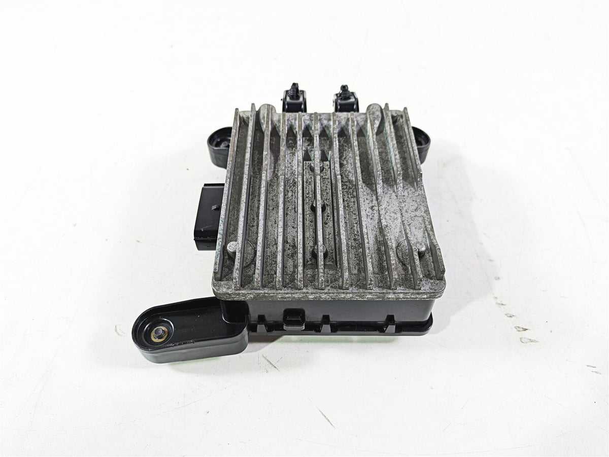2018 Indian Chieftain Dark Horse Front Radio Amp Amplifier Module 4015980 {{ shop.shopifyCountryName }} - Mototech271