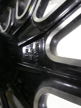 Load image into Gallery viewer, 2020 Indian Roadmaster Straight 16x5 Rear Wheel Rim 1522506
