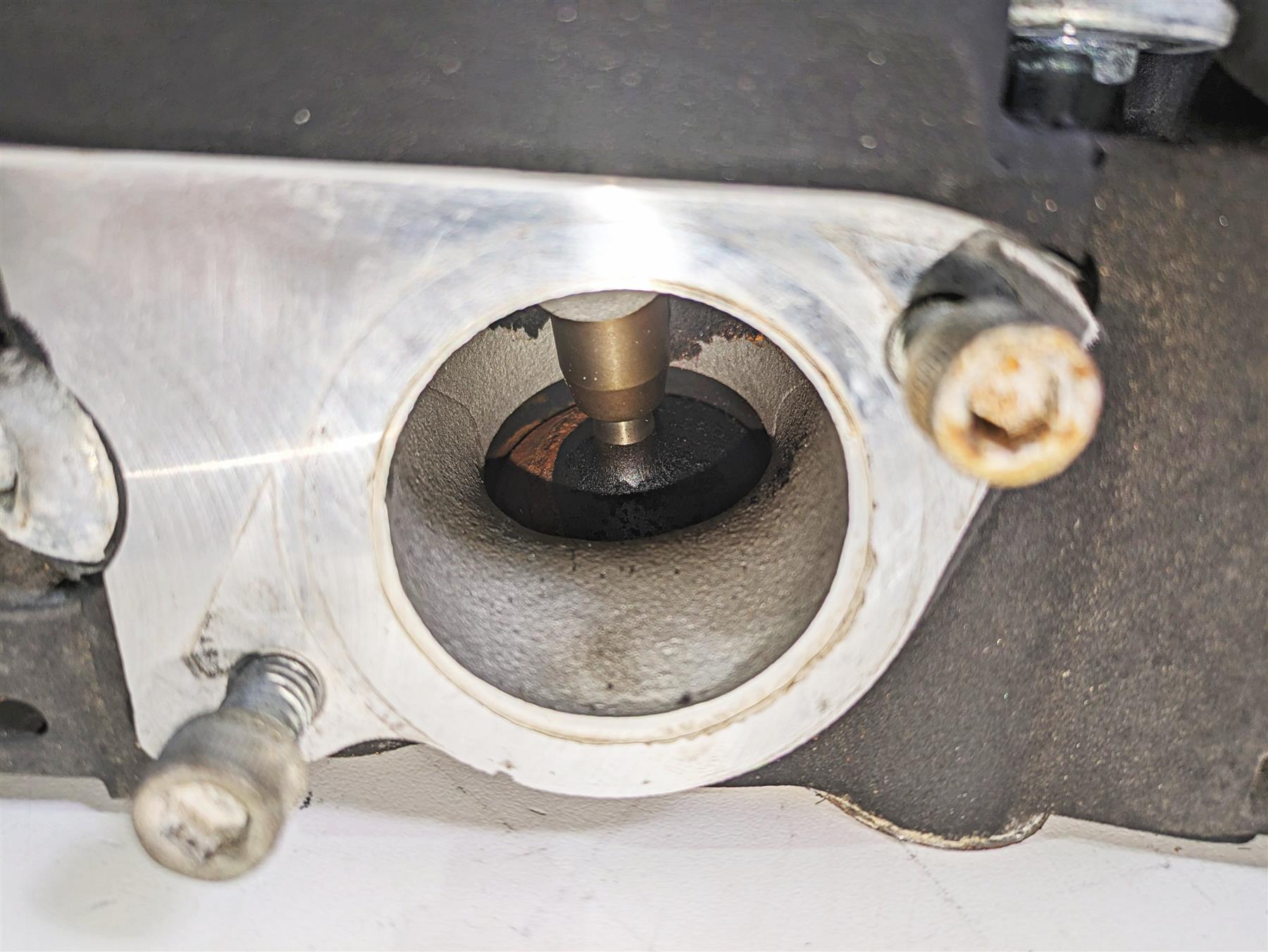2003 Harley Dyna FXDL Low Rider 100TH Front Rear Cylinder Head Set 16723-99 {{ shop.shopifyCountryName }} - Mototech271