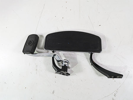 2012 Harley FLD Dyna Switchback Right Floorboard & Brake Pedal 54172-12 B {{ shop.shopifyCountryName }} - Mototech271