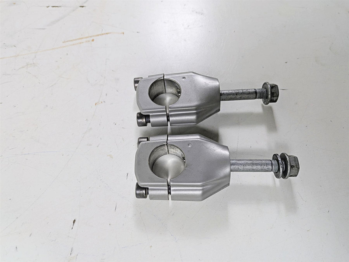 2017 BMW F800GS Adv K75 Handlebar Riser Holder Clamp Set 31427715491 {{ shop.shopifyCountryName }} - Mototech271