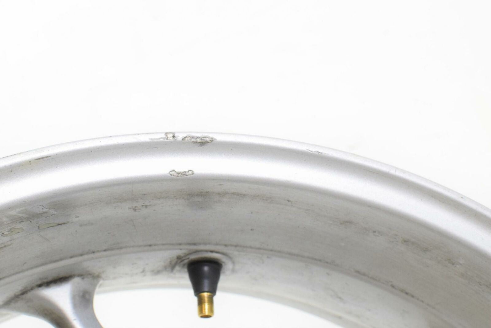 2007 BMW K1200 GT K44 Rear Straight Rim Wheel 17x5.5 36317706553 {{ shop.shopifyCountryName }} - Mototech271