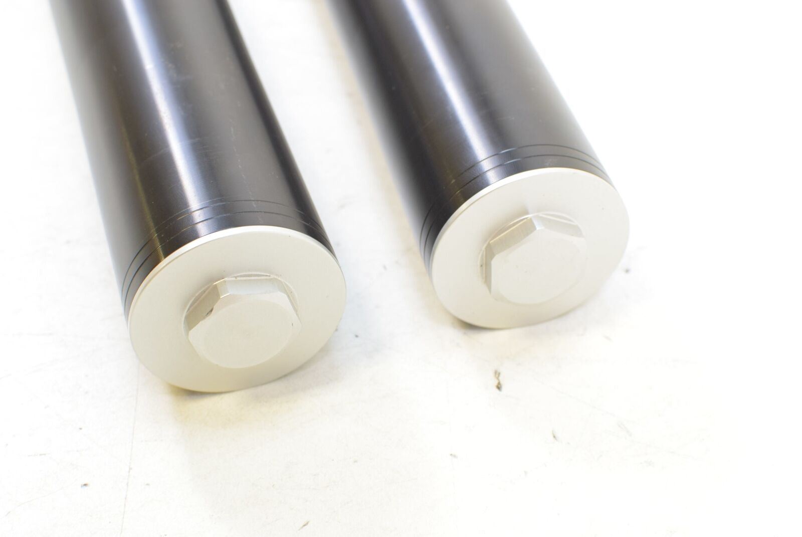 2017 KTM Duke 390 WP White Power Front Fork Leg Set 93001007033 93001006033 {{ shop.shopifyCountryName }} - Mototech271