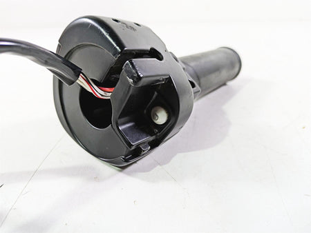 2018 Harley Softail FXFBS Fat Bob Right Hand Control Switch Start Stop 71500462 {{ shop.shopifyCountryName }} - Mototech271