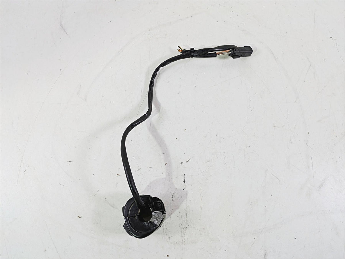 2013 Harley VRSCF Muscle Rod Right Hand Control Switch - Read 71684-06A {{ shop.shopifyCountryName }} - Mototech271