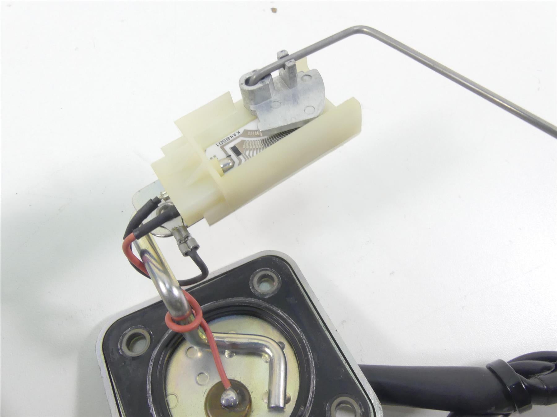 2012 Kawasaki ZX1400 ZX14R Ninja Fuel Gas Pump & Sending Unit 49040-0024 {{ shop.shopifyCountryName }} - Mototech271