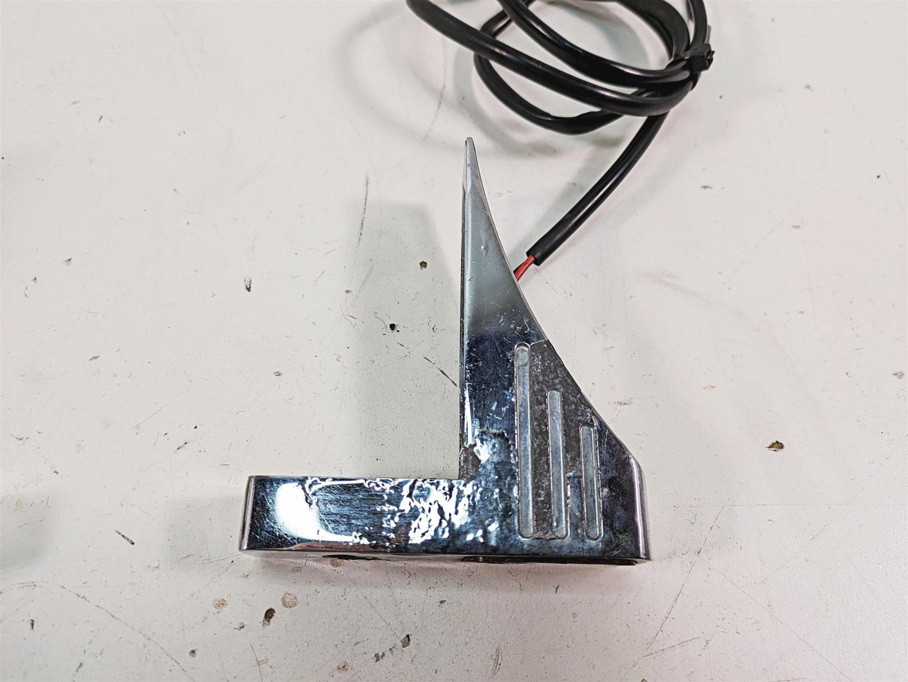 1999 Harley Dyna FXDL Low Rider Custom Swingarm Blinker Turn Signal Set {{ shop.shopifyCountryName }} - Mototech271
