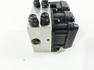 2011 Harley Touring FLHTCUSE CVO E-Glide Abs Brake Pump Module 40601-08A | Mototech271