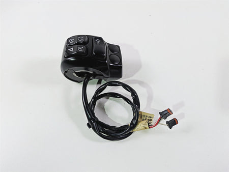 2016 Harley Touring FLHR Road King Right Hand Control Switch 71500127C {{ shop.shopifyCountryName }} - Mototech271