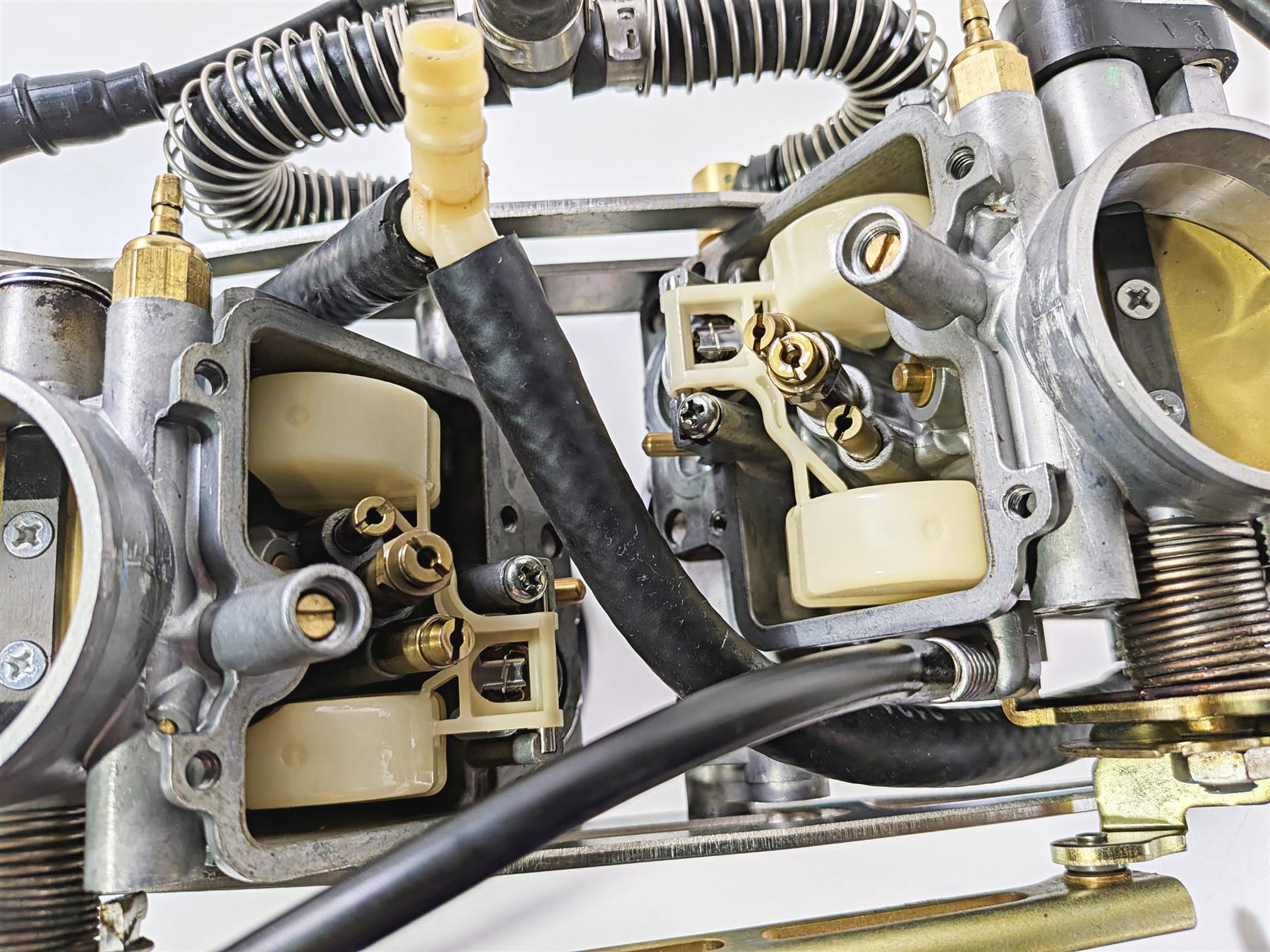 2005 KTM 950 LC8 Adventure Very Clean CVR Carb Carburetor Set -Video 60031001100 {{ shop.shopifyCountryName }} - Mototech271