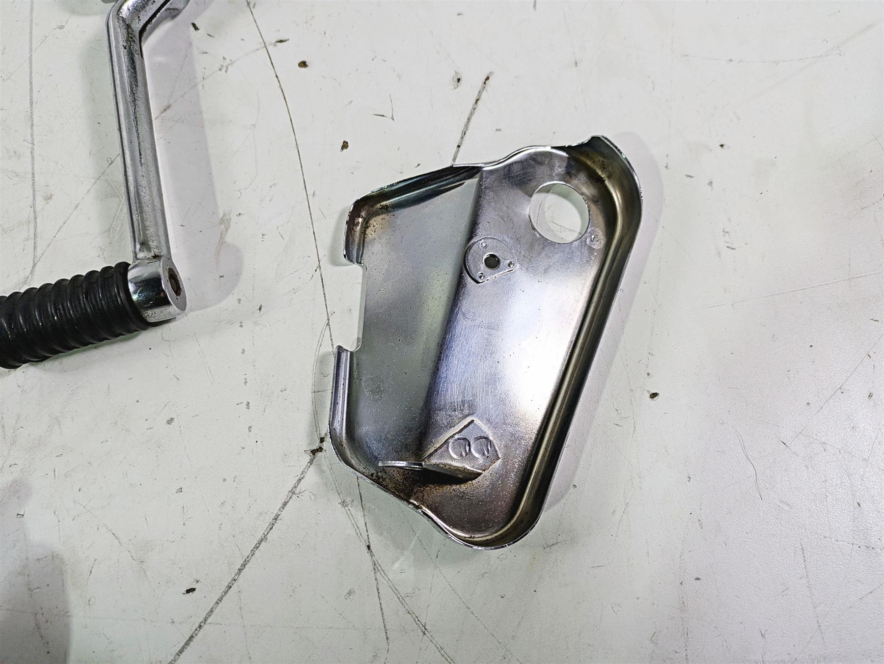 1992 Harley FLSTC Softail Heritage Front Left Floor Board Shifter Set 50621-79 {{ shop.shopifyCountryName }} - Mototech271