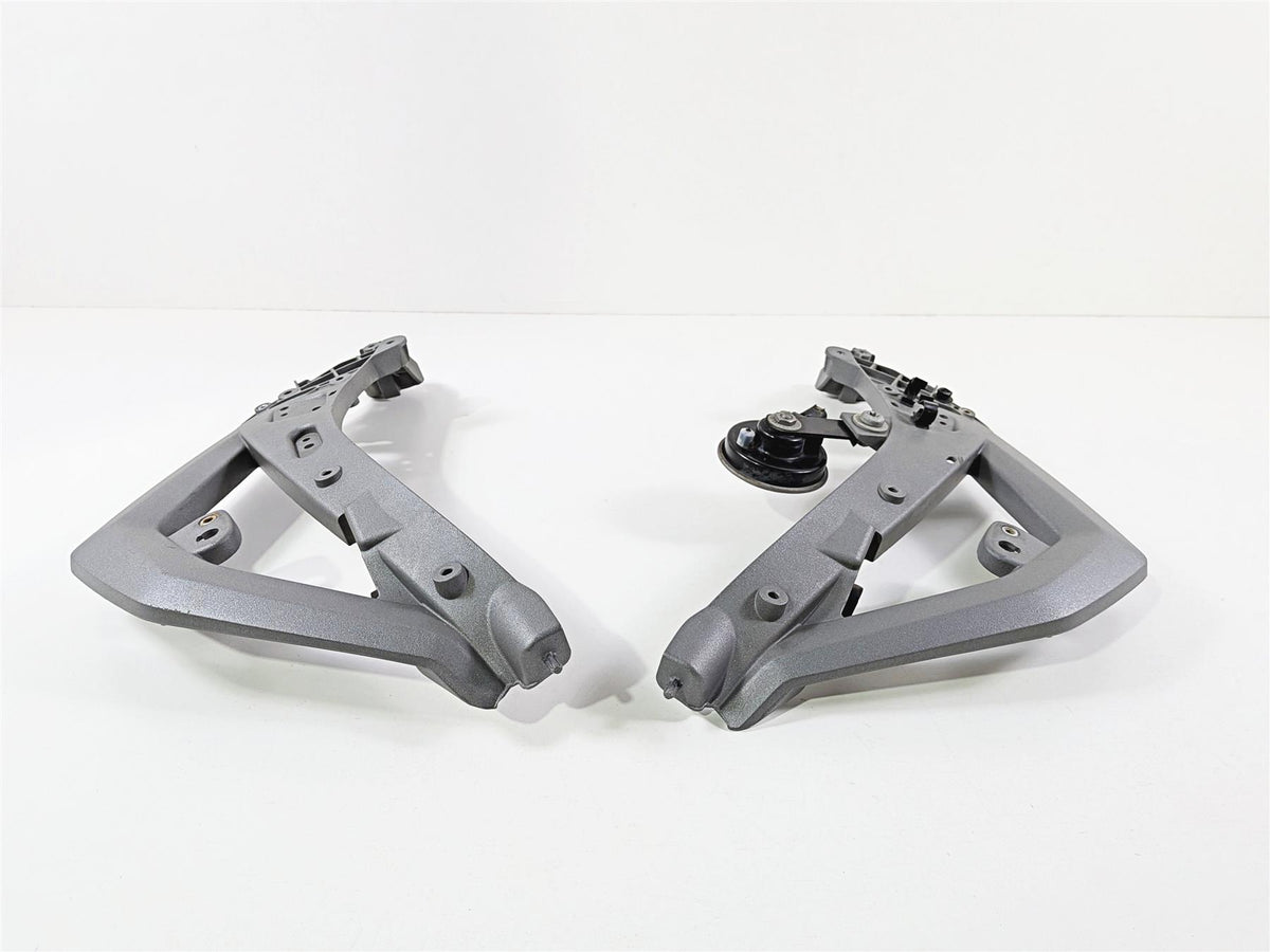 2015 BMW R1200GS K50 Front Left Right Side Stay Mounts Carrier Set 46638528674 {{ shop.shopifyCountryName }} - Mototech271