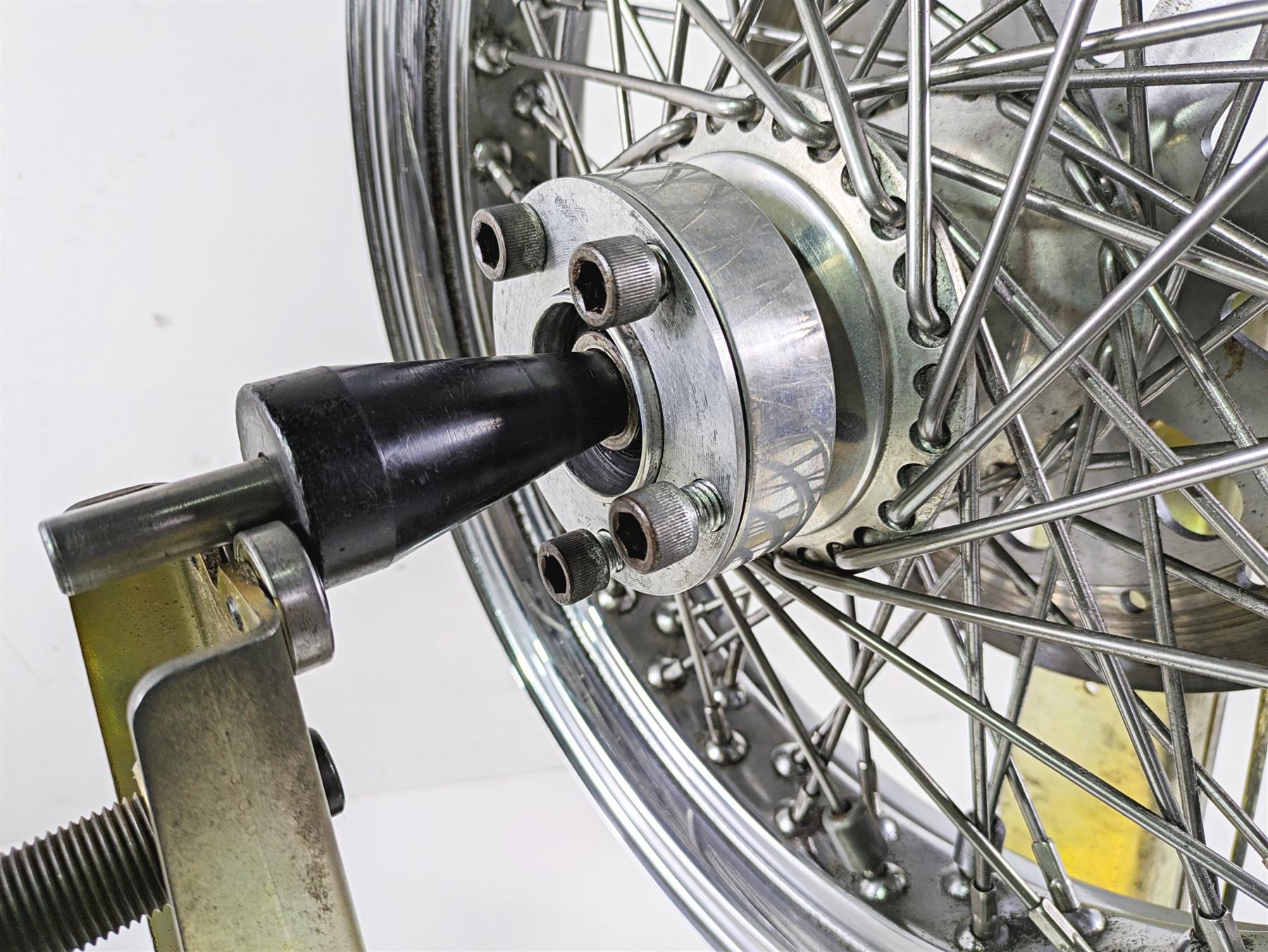 2002 Indian Spirit Deluxe Spoke Rear Wheel Rim Rotor 16x3.5 1.5mm Runout 21-970 {{ shop.shopifyCountryName }} - Mototech271